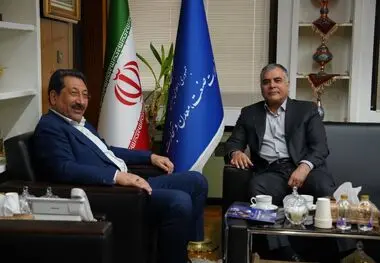 در دیدار وزرای صمت و نفت مطرح شد؛
تشریح آخرین تدابیر برای تامین نیازهای بخش صنعت و بازار