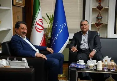 در دیدار وزرای صمت و نفت مطرح شد؛
تشریح آخرین تدابیر برای تامین نیازهای بخش صنعت و بازار