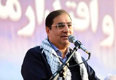 قائم مقام مدیرعامل در امور ستادی و مسولیت‌های اجتماعی در صبحگاه مشترک بسیجیان گروه فولاد خوزستان:نهضت تبیین، یعنی  گسترش فرهنگ بسیجی 