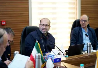 در جلسه هیات مدیره شرکت فولاد خوزستان مورد تاکید قرار گرفت؛
بررسی آخرین وضعیت تولید و پروژه های توسعه ای و افزایش شتاب در اجرای طرح‌های استراتژیک