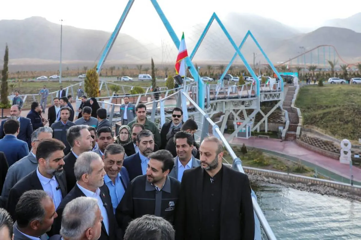 گهرپارک سیرجان، قطب جدید گردشگری ایران، آغاز به کار کرد

