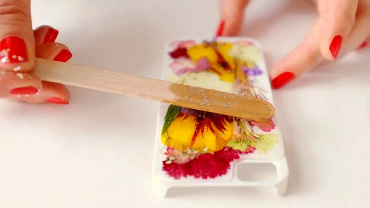 ساخت قاب گوشی با رزین