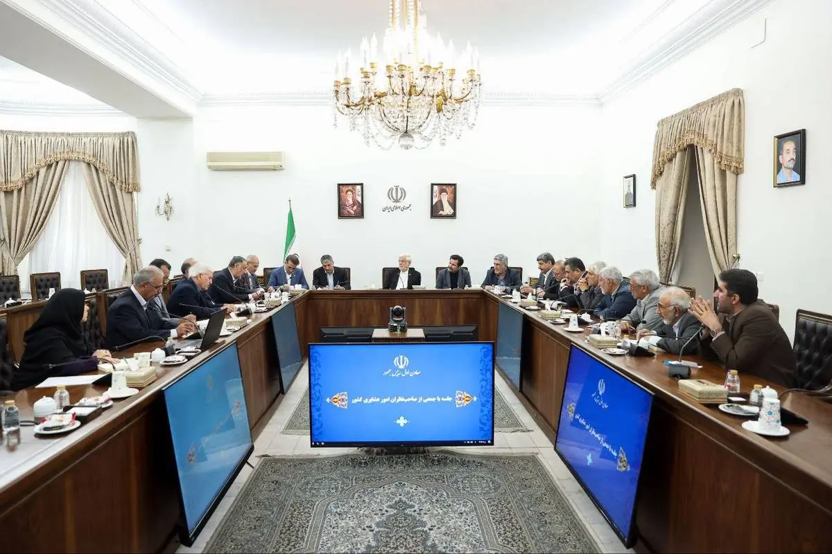 دولت چهاردهم به دنبال بهبود کیفیت زندگی و پیگیری منافع عشایر در بدنه دولت و استانداری‌ها است/برنامه‌ریزی برای توسعه و تقویت امور عشایر در دستور کار دولت قرار گرفته است/طرح ارتقاء جایگاه عشایر در دولت به خوبی در حال انجام است