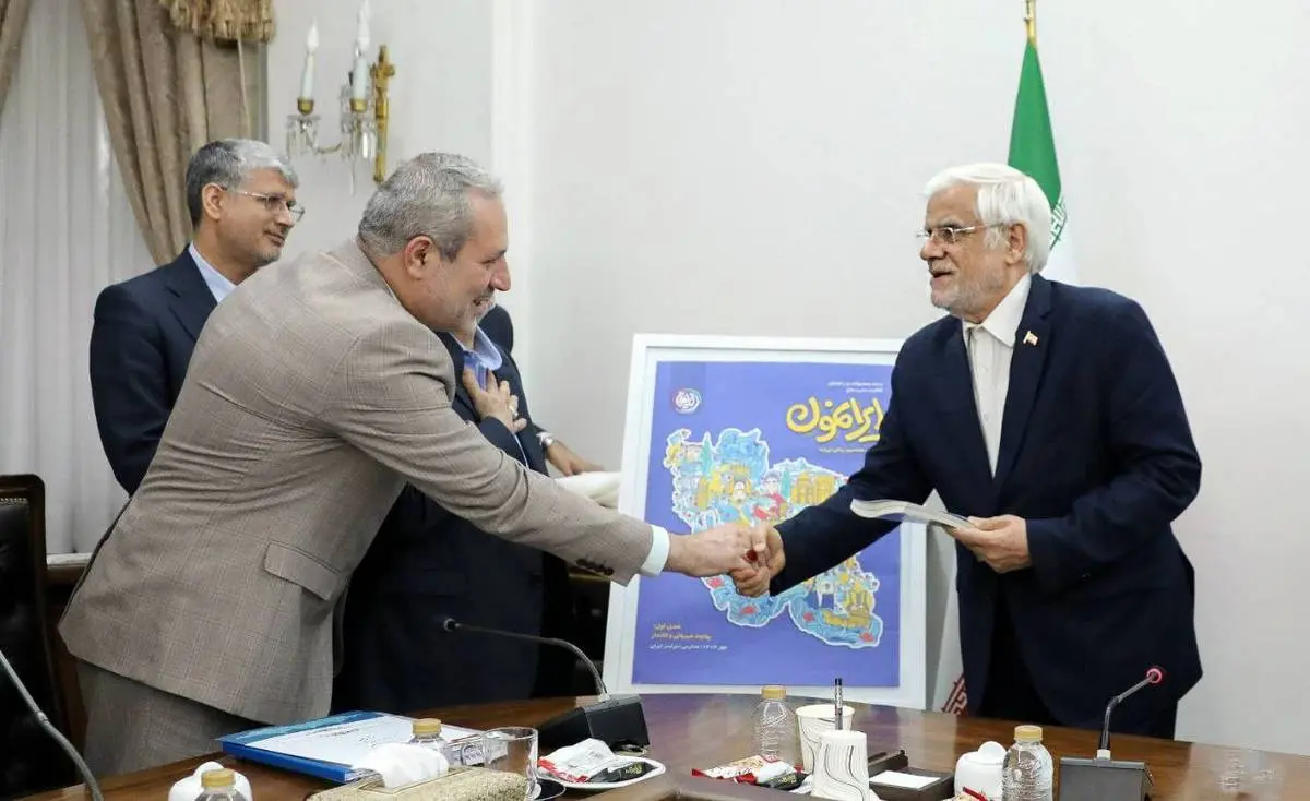برگزاری جلسه‌ای در خصوص آغاز سال تحصیلی جدید با حضور معاون اول رئیس‌جمهور؛ دکتر عارف: ۷۷۰۰ فضای آموزشی در دستور ساخت قرار گرفته است/ باید نسلی آماده به کار و متعهد به کشور تربیت کنیم/هزینه‌کرد برای نوجوانان و جوانان سرمایه‌گذاری با سود بالایی است