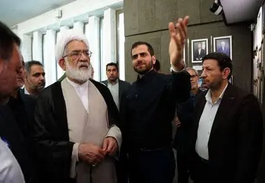 تعمیرات اساسی پنج کمپرسور حیاتی پتروشیمی آریاساسول با استقاده از توان متخصصان ایرانی  