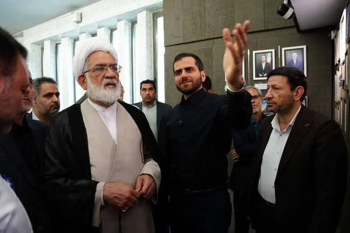تعمیرات اساسی پنج کمپرسور حیاتی پتروشیمی آریاساسول با استقاده از توان متخصصان ایرانی  