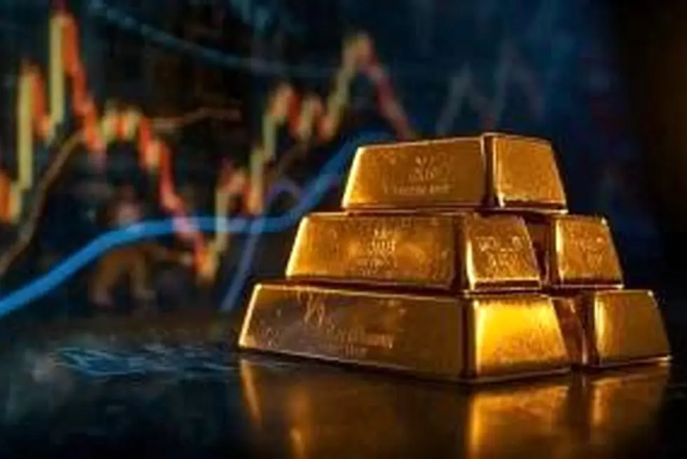 در گفتگو با جهان اقتصاد عنوان شد؛

اقتصاد در وضعیت تعلیق؛ دلار و طلا آینه نااطمینانی‌ها