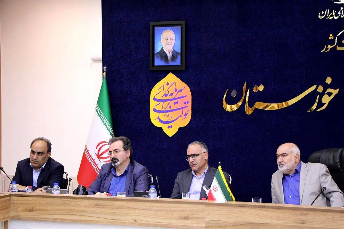 نشست استاندار خوزستان با سرپرست صندوق بازنشستگی کشوری و مدیرعامل هلدینگ صبا انرژی