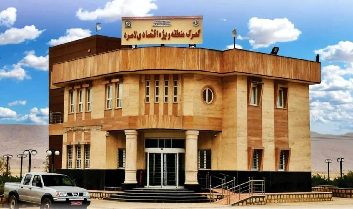 همکاری گمرک با منطقه ویژه اقتصادی لامرد برای تسهیل صادرات فرآورده های نفتی