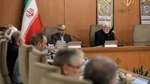 حضور وزرا و مسئولان دستگاه‌های دولتی در استان‌ها و بین مردم یک ضرورت است / تا پایان سال ۵ هزار مگاوات انرژی خورشیدی به ظرفیت تولید برق کشور اضافه می‌شود / نخبگان و فعالان رسانه‌ای به اهمیت همبستگی و اجماع ملی توجه بیشتری داشته باشند/ برخی اظهارنظرها به تق