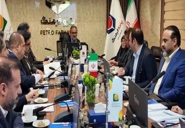 با حضور ارزیابان شرکت ملی صنایع پتروشیمی:
جلسه ارزیابی « تعالی صنعت پتروشیمی» هلدینگ پتروفرهنگ برگزار شد