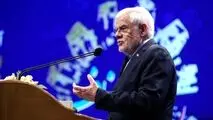 معاون اول رئیس‌جمهور در آیین گرامیداشت روز ملی اصناف:
به دنبال کنار گذاشتن تحریم‌ها هستیم/دولت از دخالت در بازار ناراحت است/ دولت حل مسئله بازار غیررسمی ارز را در دستور کار دارد/باید قانون اصناف با رویکردهای جدید بازنگری شود/سرمایه معنوی اعتماد مردم به ب