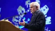 معاون اول رئیس‌جمهور در آیین گرامیداشت روز ملی اصناف:
به دنبال کنار گذاشتن تحریم‌ها هستیم/دولت از دخالت در بازار ناراحت است/ دولت حل مسئله بازار غیررسمی ارز را در دستور کار دارد/باید قانون اصناف با رویکردهای جدید بازنگری شود/سرمایه معنوی اعتماد مردم به ب