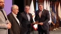 دریافت نشان «مدیر شایسته» توسط مدیرعامل بهسازان ملت