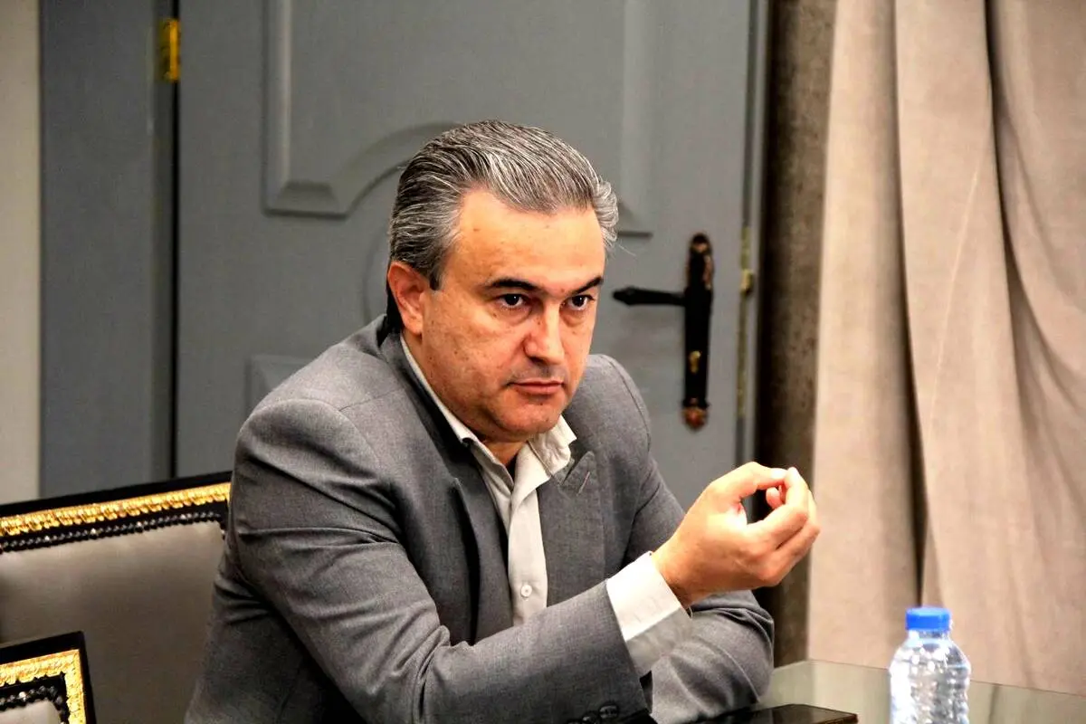 گام بلند کرمان در اقتصاد انرژی؛ صنعت در انتظار گواهی‌های صرفه‌جویی، خانوارها تابستان آینده بهره‌مند می‌شوند
